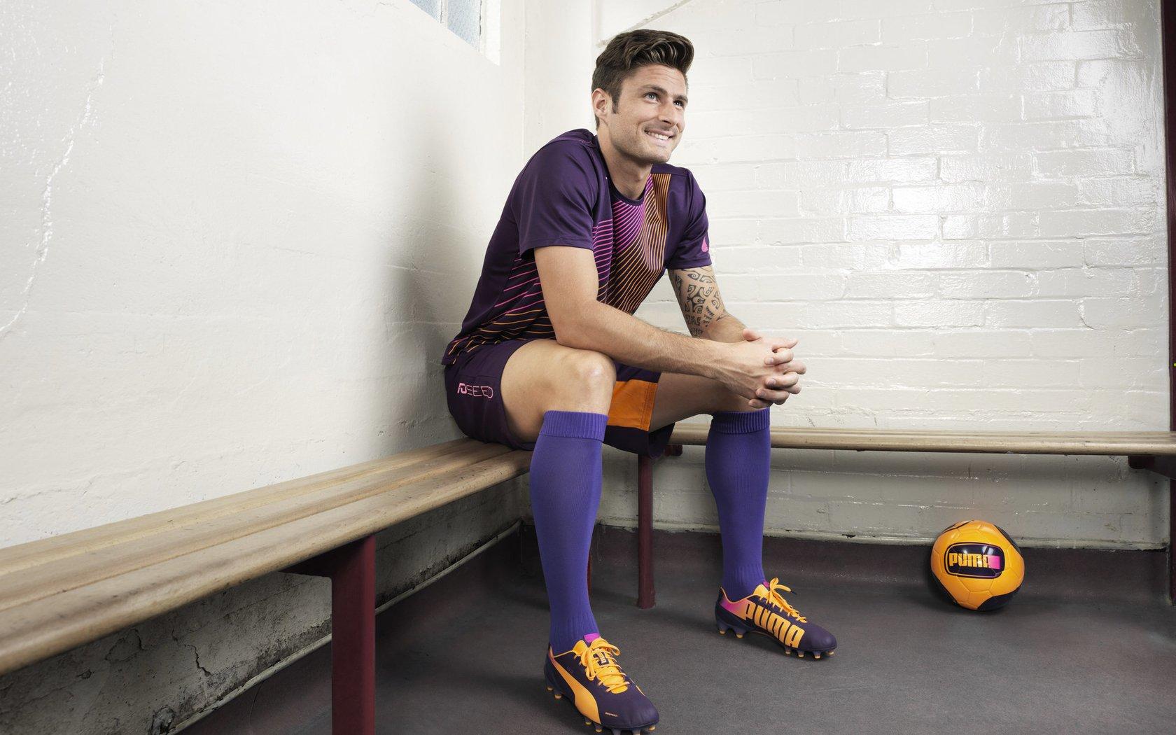 谷爱凌再创佳绩 自由式滑雪世界杯摘金